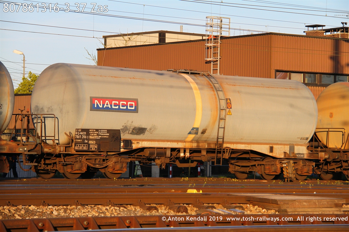 807861316-3_37 Zas.JPG